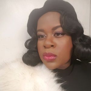 Meet your Posher, Sabrina